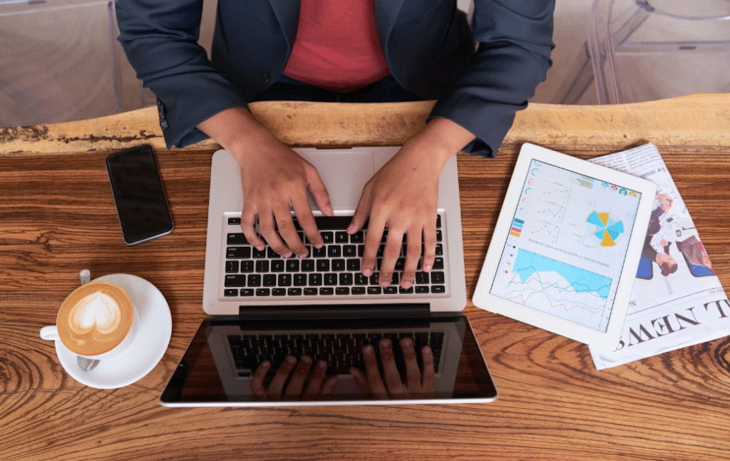 Why Every Job Seeker Should Leverage Tech Tools to Get Ahead